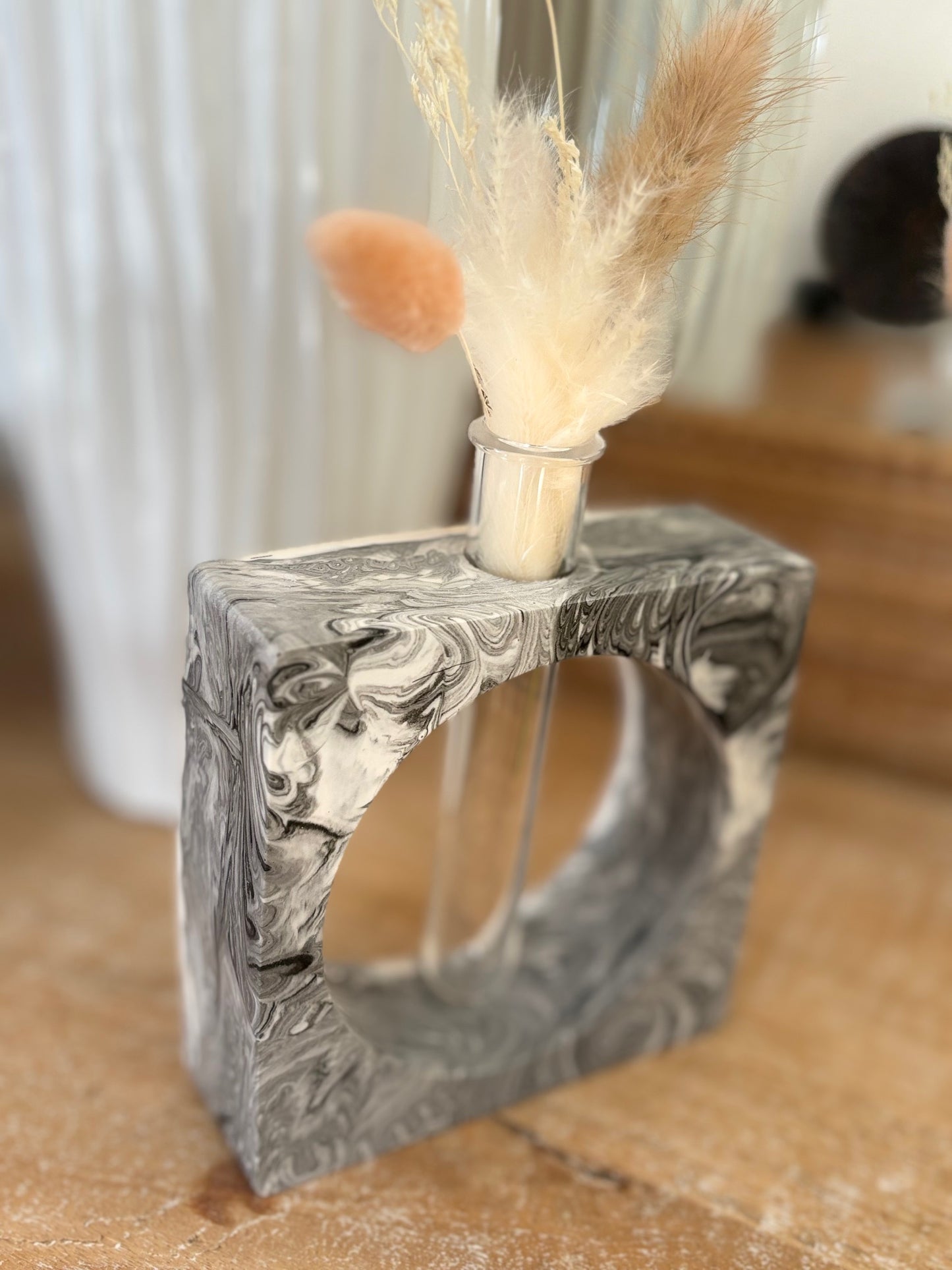Vase carré