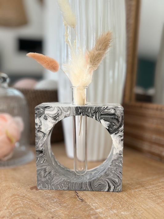 Vase carré